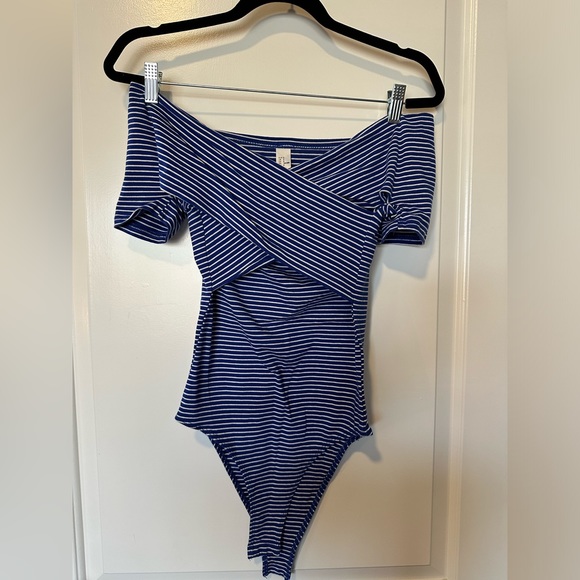 Tops - Navy Striped Off-Shoulder Bodysuit